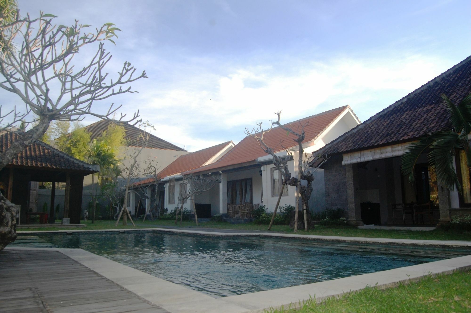 Pondok Alit Resort Seminyak Eksteriør bilde